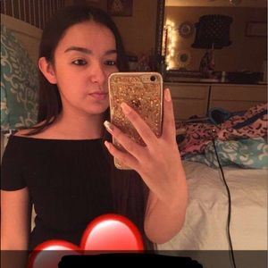 Meet your Posher, Estefani